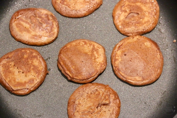 Pancakes in der Pfanne